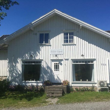 Bilitt Gard Hotel Hobol Eksteriør billede